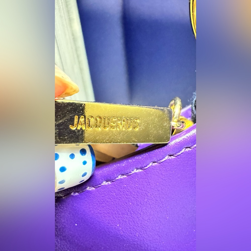 Jacquemus Le Bisou Mousqueton Shoulder Bag - Picture 10 of 16